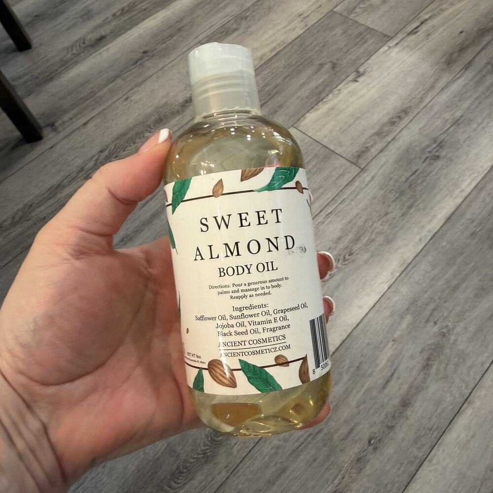 SWEET ALMOND BODY OIL WITH JOJOBA & VITAMIN E 8oz New